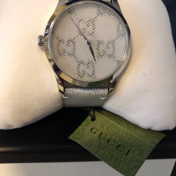 BNWT GUCCI GG HOLOGRAM WATCH - Picture 9 of 16